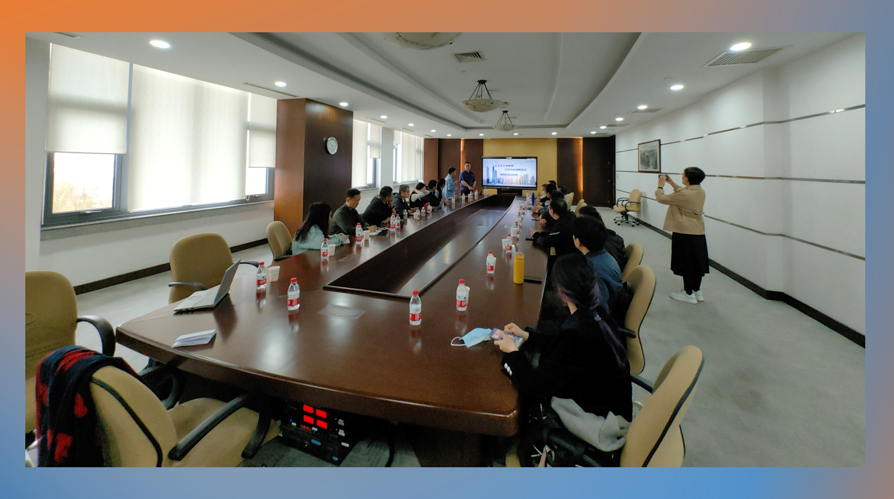 走进上海三菱电梯，发掘钉钉的无限可能