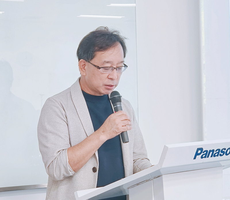 西隆之副总裁介绍松下集团在中国开展教育支援活动及对技术人材的期待