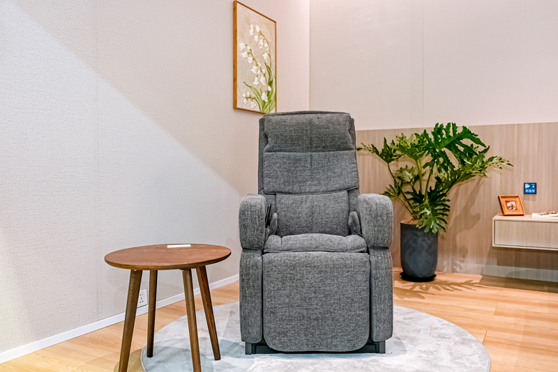 松下“软魔方Pro”按摩沙发