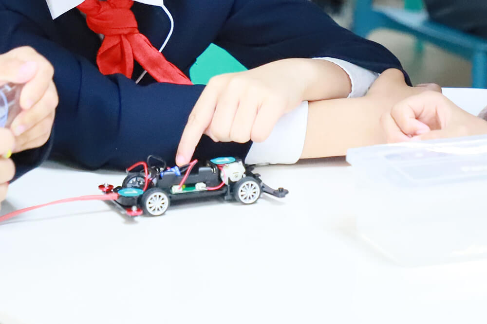 从新能源汽车出发，读懂低碳生活与未来出行