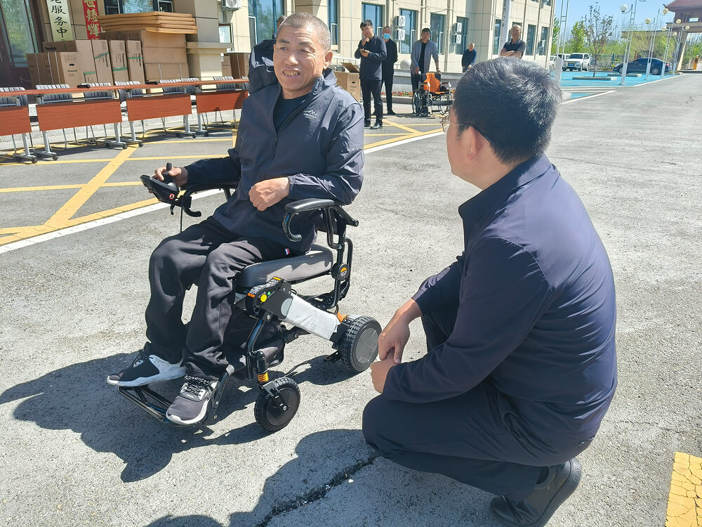爱心助老暖夕阳 松下驰援林甸县敬老院完善养老配套设施