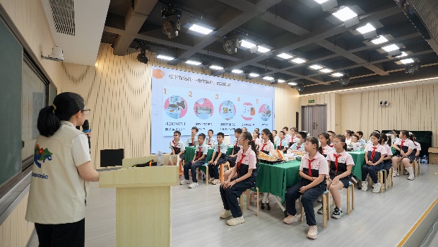 松下食育科普课堂 厦门天安小学学生烘焙美食劳动实践